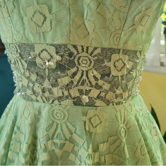 Vintage 1960s, 
House of NuMode cocktail dress sheer beaded midriff.
US 4. - Picture 3 of 9